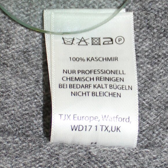 Max Studio 100% 2ply cashmere crew neck sweater gray color size Medium - Picture 8 of 9